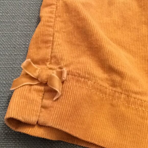 Baby Boden corduroys w/bows 4 fall Stretch waist. - Picture 2 of 6